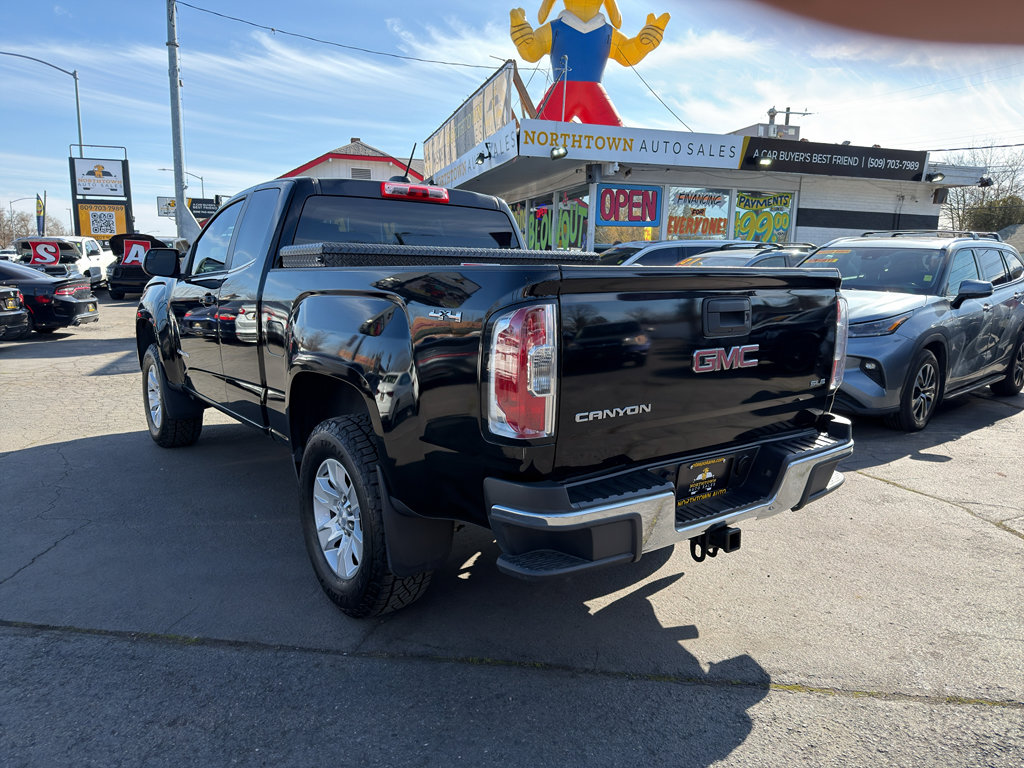 Used 2016 GMC Canyon SLE AWD/4WD image 5
