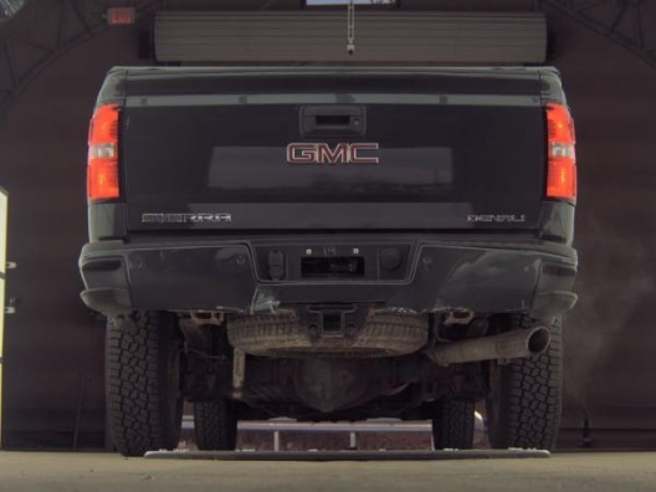 Used 2017 GMC Sierra 3500 Denali image 8