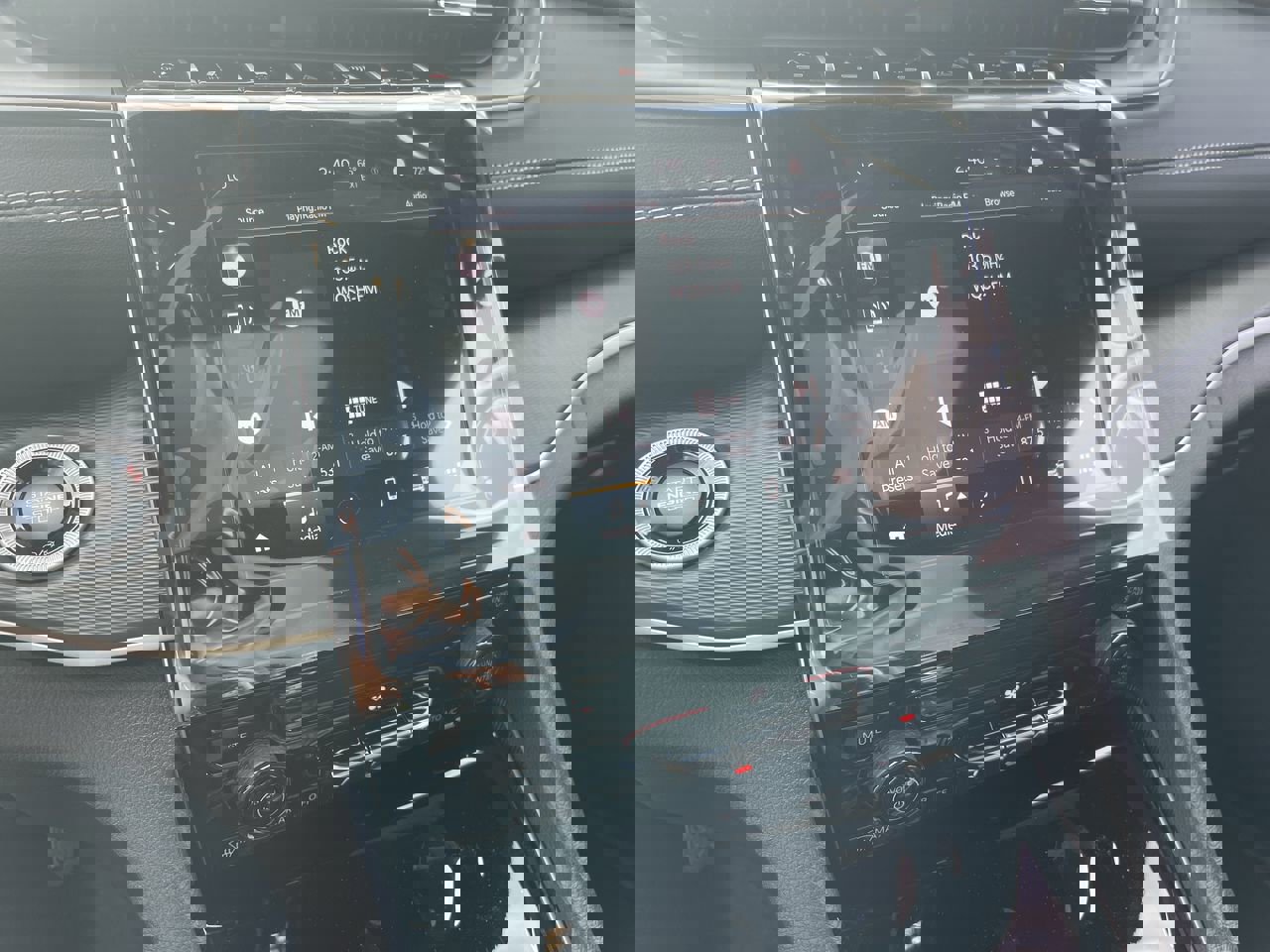 New 2025 Jeep Grand Cherokee Laredo X image 16