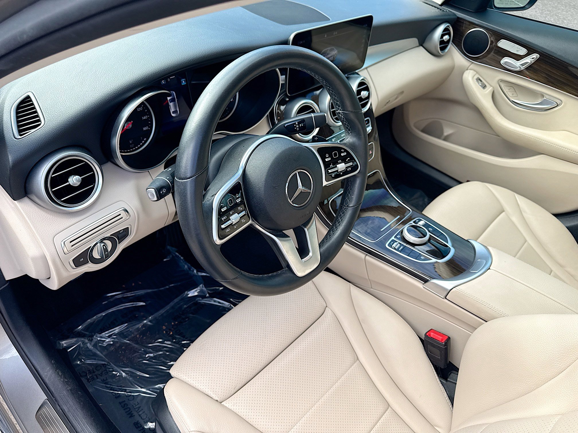 Used 2019 Mercedes-Benz C 300 Sedan image 25