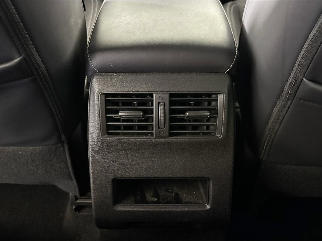 Used 2023 Mitsubishi Outlander SE AWD/4WD image 25