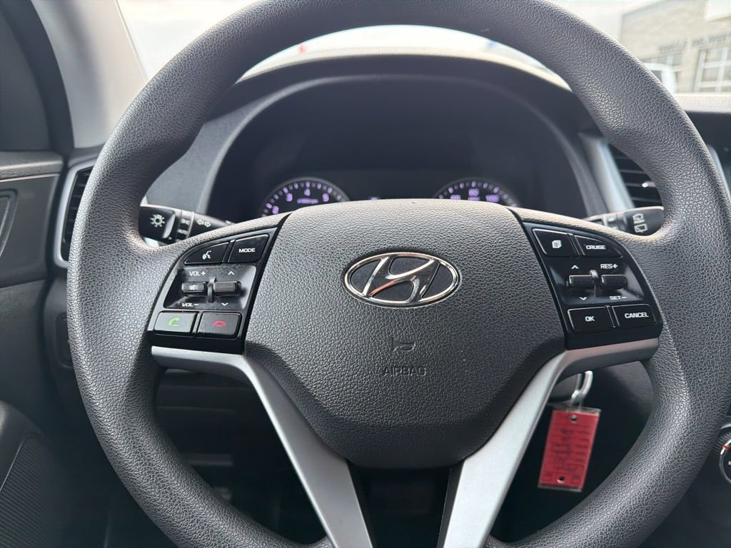 Used 2017 Hyundai Tucson SE image 18