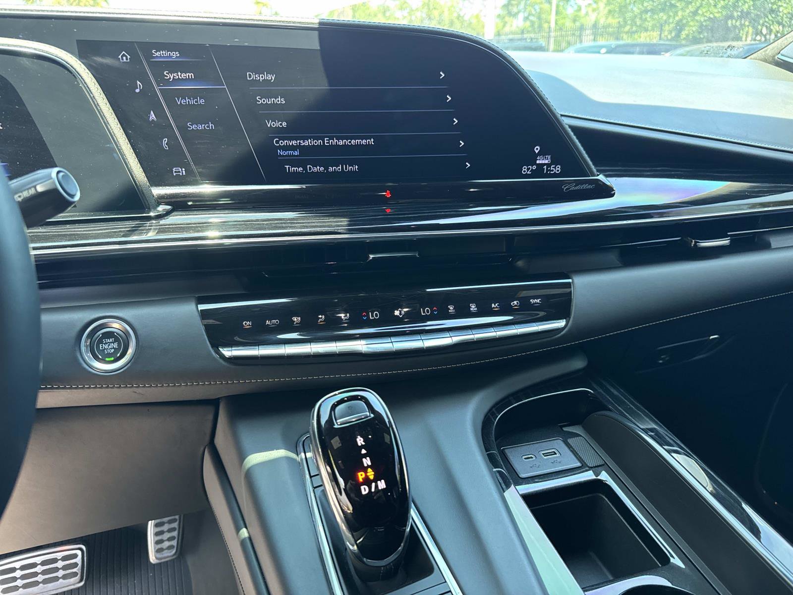 Used 2023 Cadillac Escalade ESV V AWD/4WD image 28