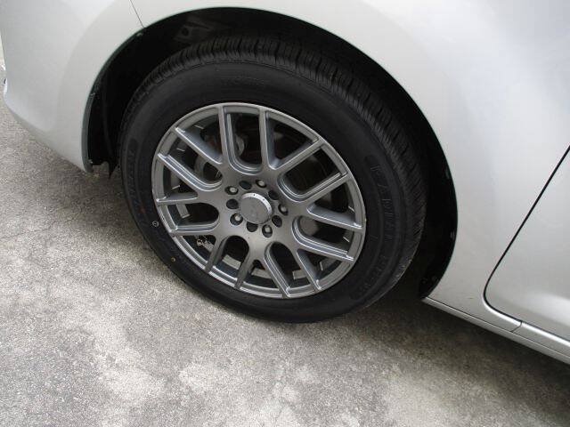Used 2015 Scion xB FWD image 19
