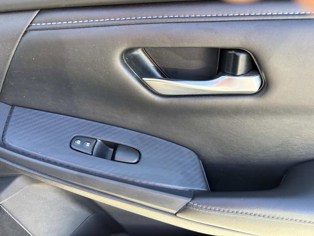 Used 2024 Nissan Sentra SV FWD image 14