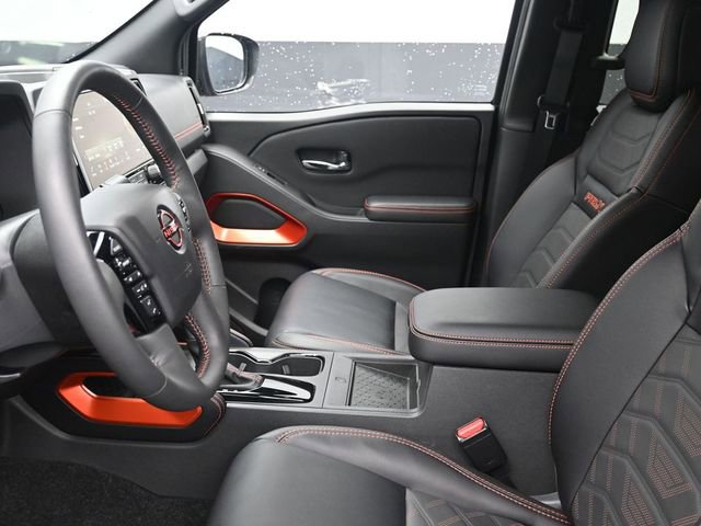 Used 2025 Nissan Frontier Pro-X w/ Pro Premium Package image 7