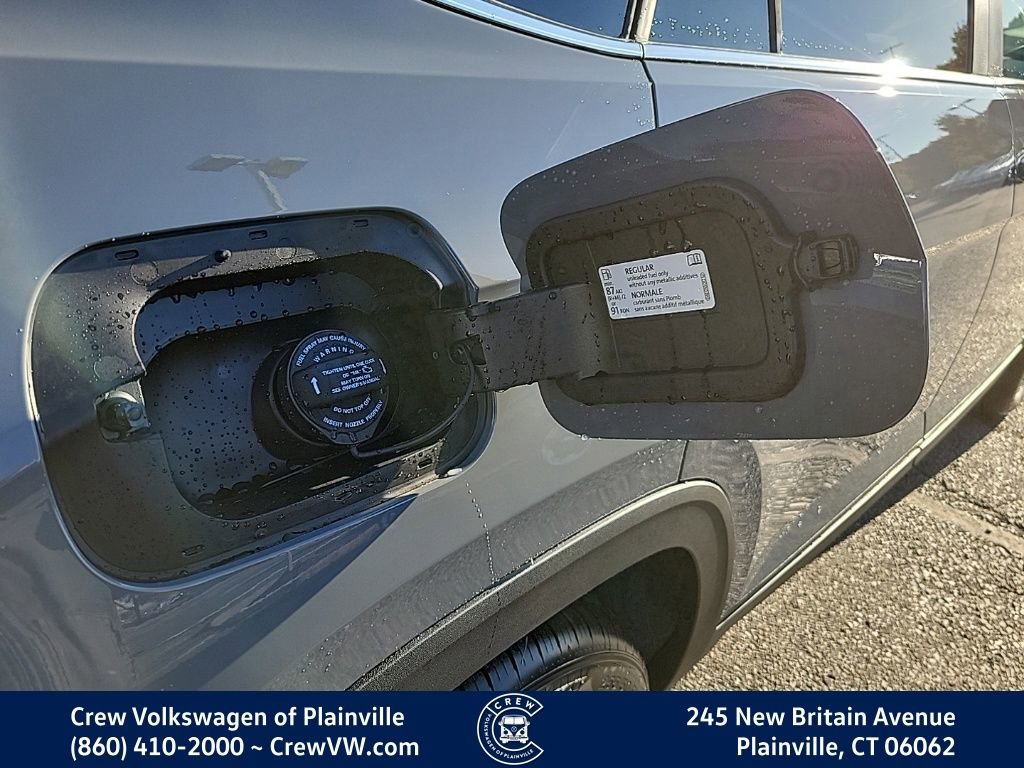 New 2026 Volkswagen Atlas Cross Sport SE image 16