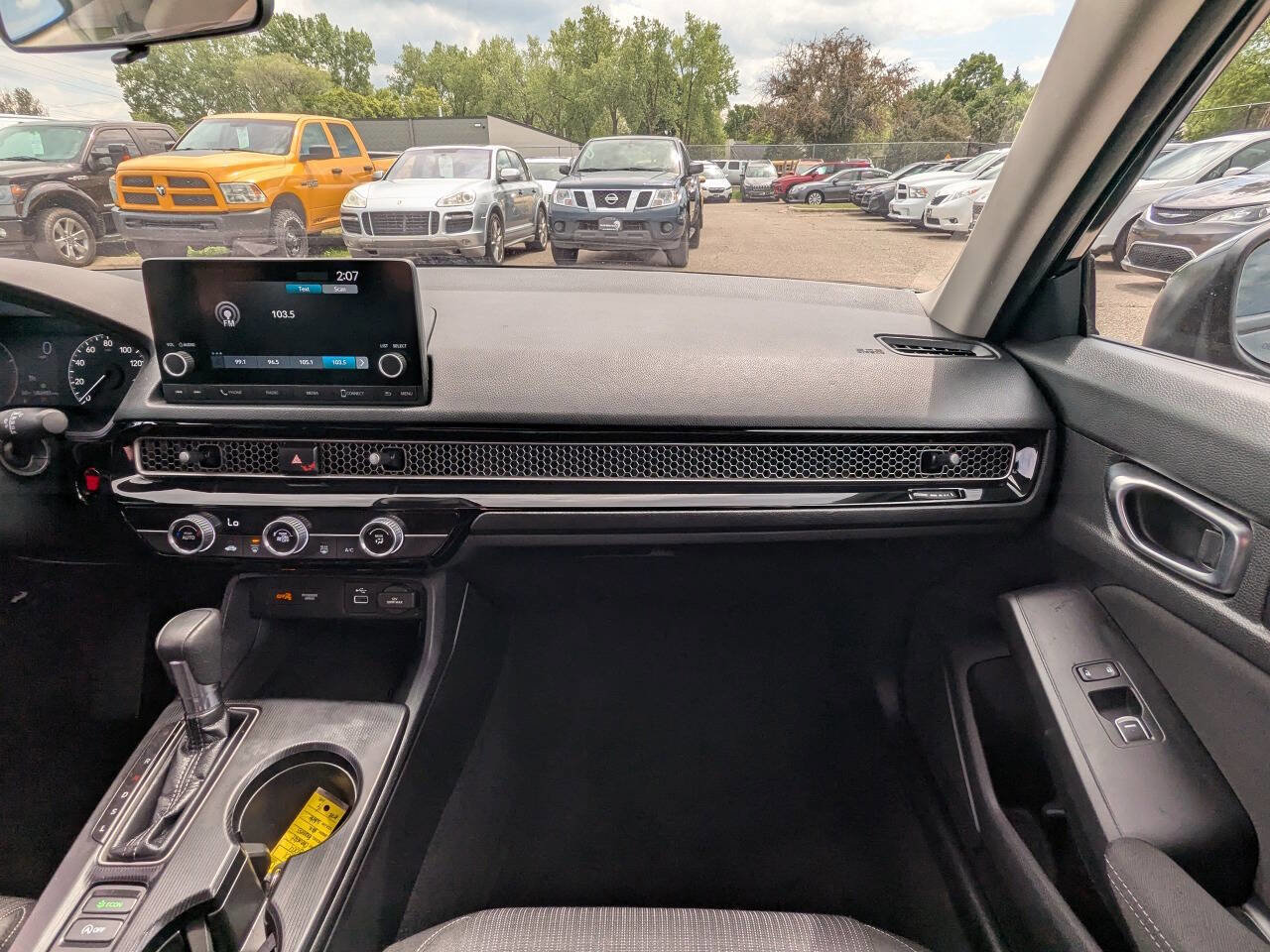 Used 2022 Honda Civic LX image 17