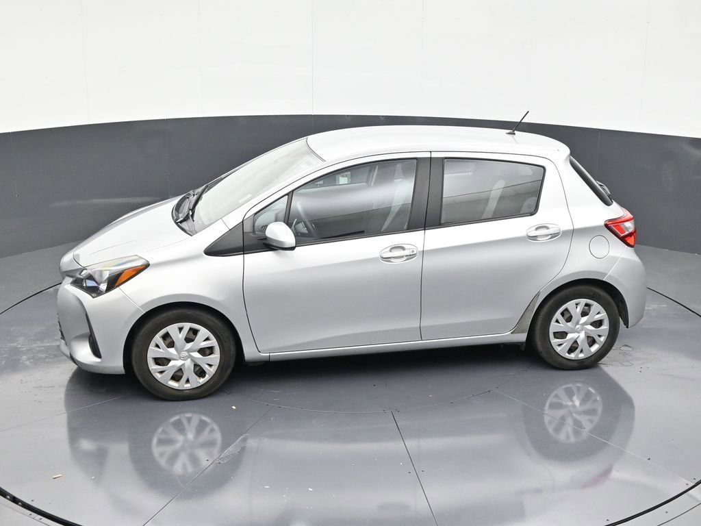 Used 2018 Toyota Yaris L FWD image 13