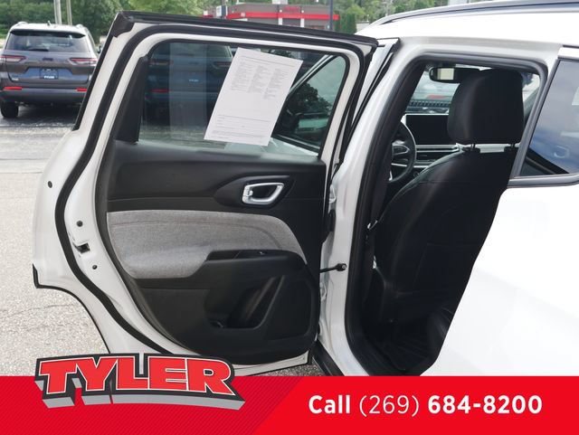 Certified 2023 Jeep Compass Latitude AWD/4WD image 20