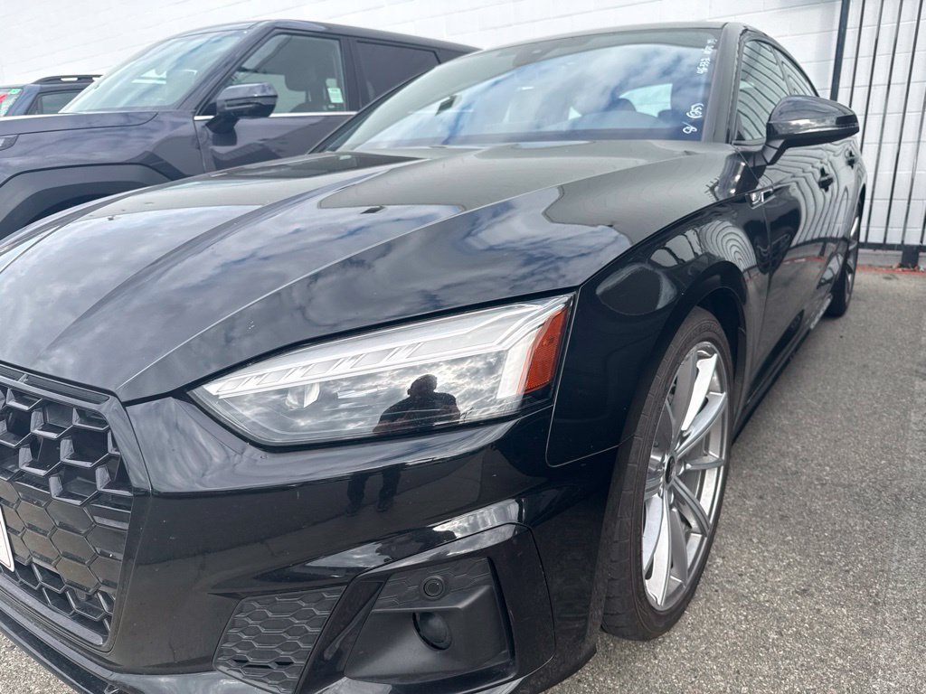 Used 2025 Audi A5 2.0T Premium AWD/4WD image 2