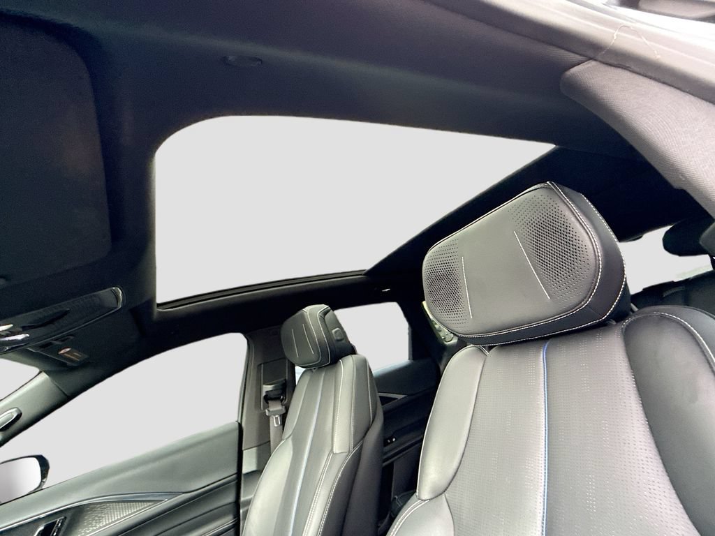 Used 2023 Cadillac Lyriq AWD image 24
