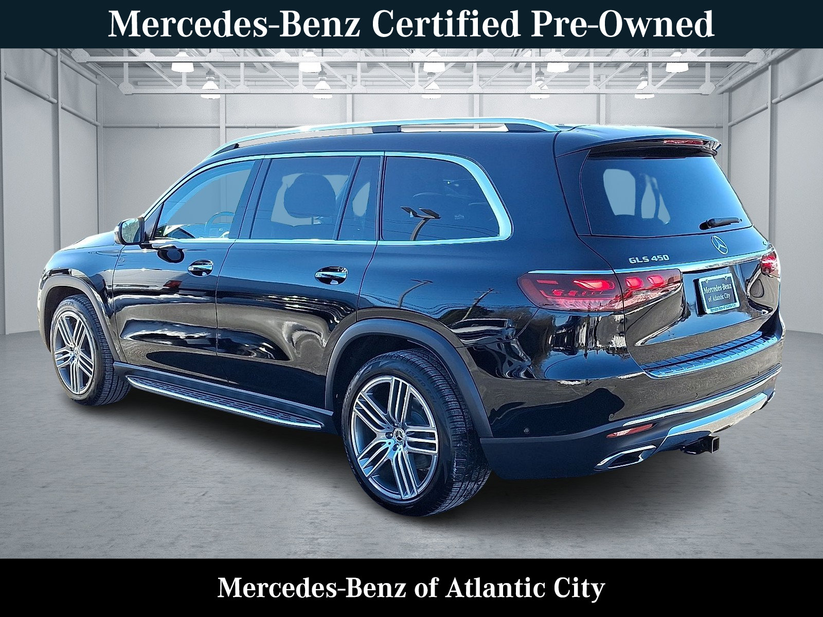 Certified 2026 Mercedes-Benz GLS 450 4MATIC image 4