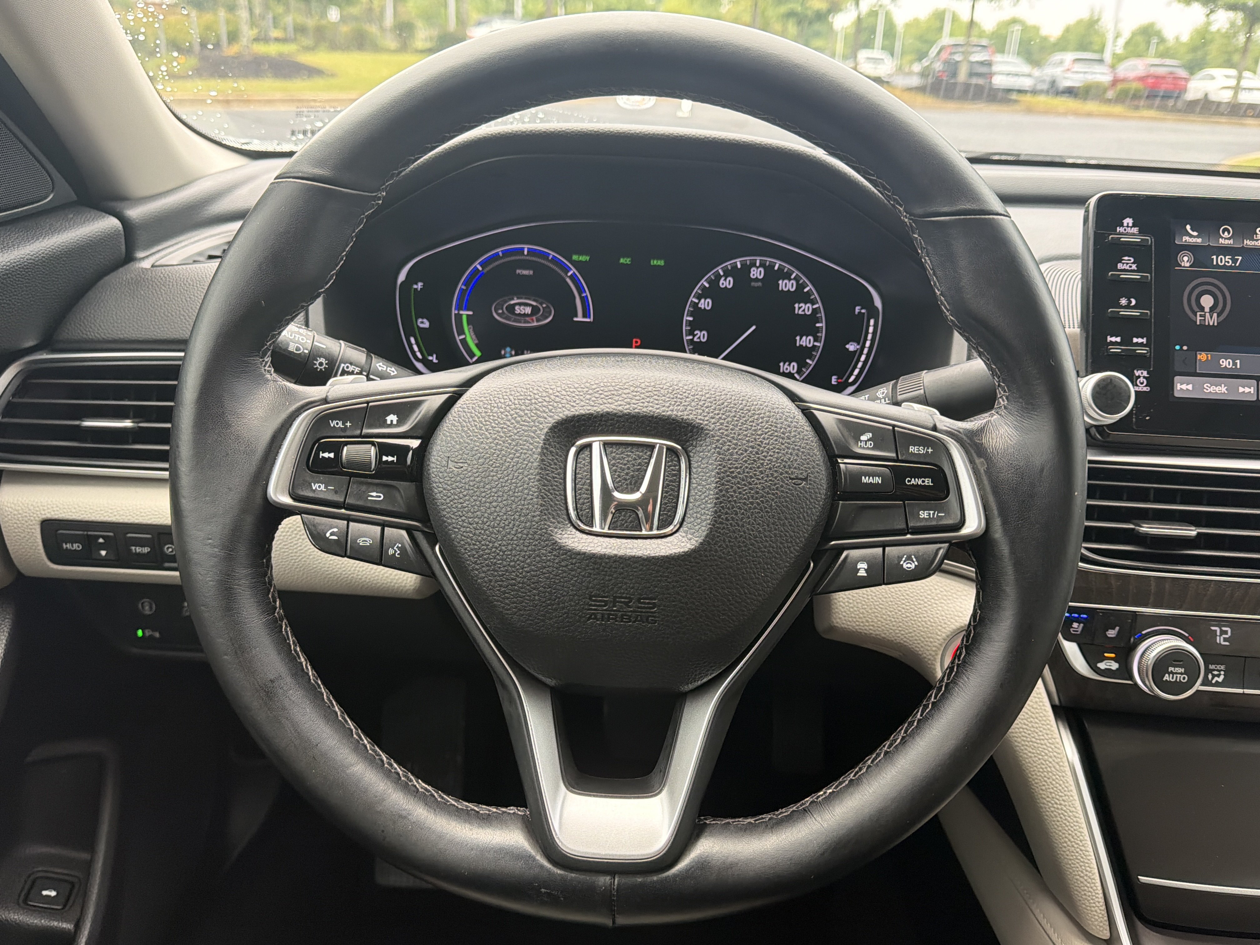 Used 2018 Honda Accord Touring image 17