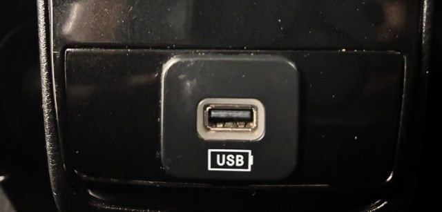 Used 2024 Jeep Compass Latitude image 13