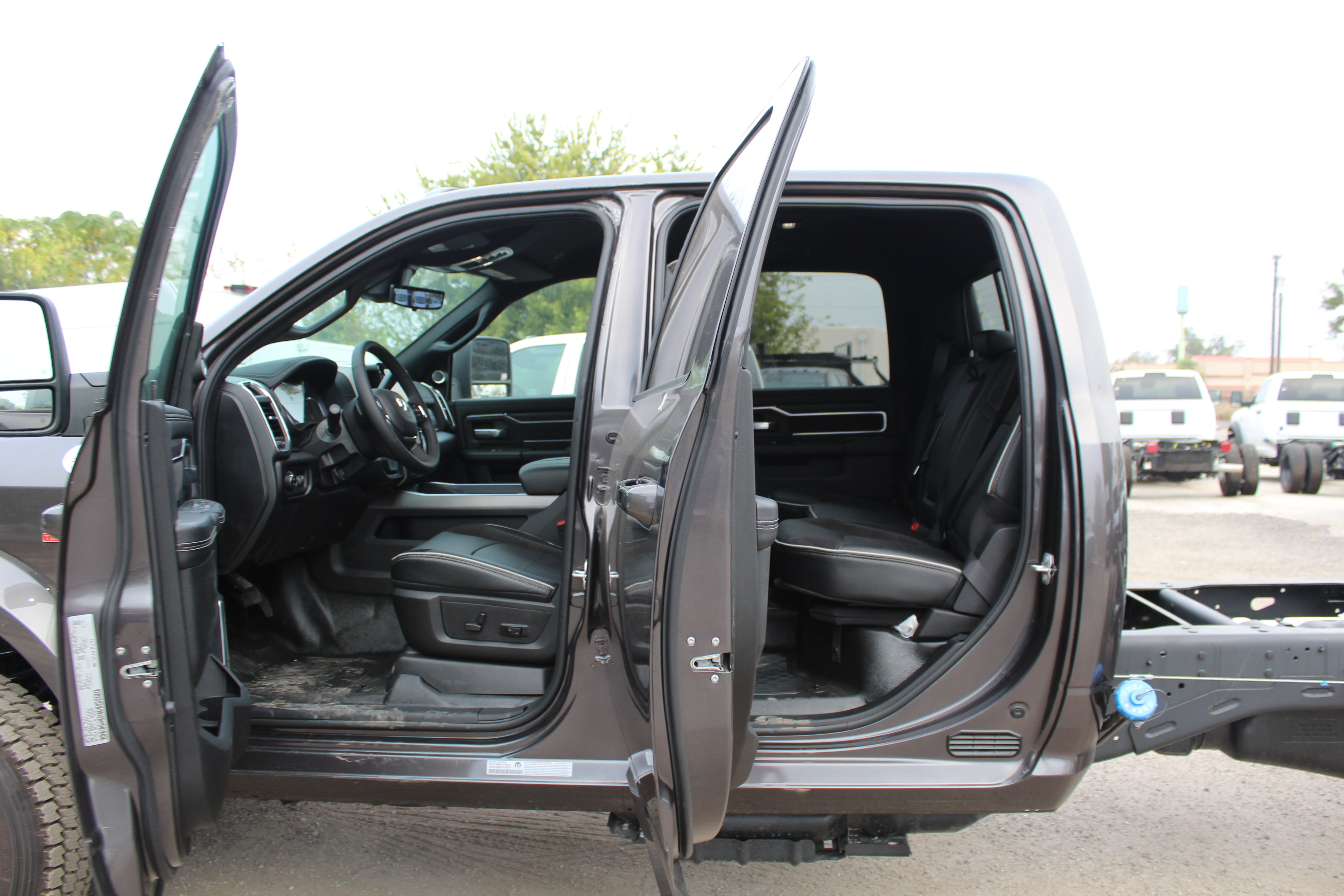 New 2026 RAM 5500 4x4 Crew Cab image 11