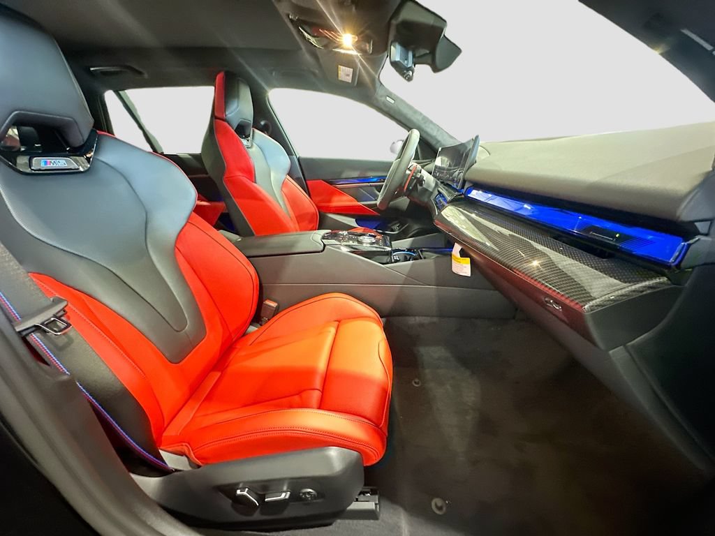 New 2027 BMW M5 Touring AWD/4WD image 29