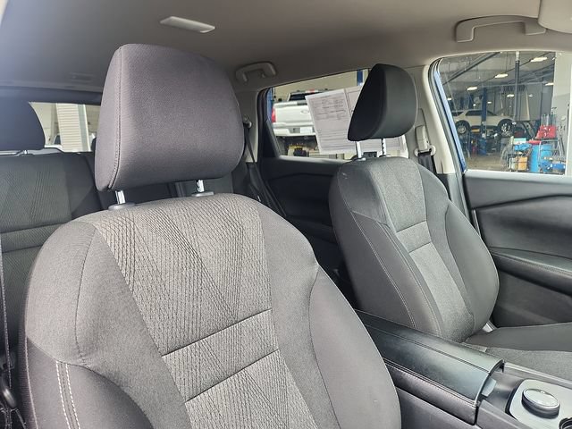 Used 2024 Nissan Rogue SV AWD/4WD image 31