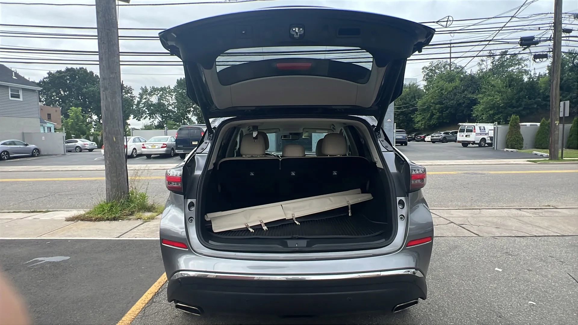 Used 2022 Nissan Murano SL w/ Cargo Package image 9