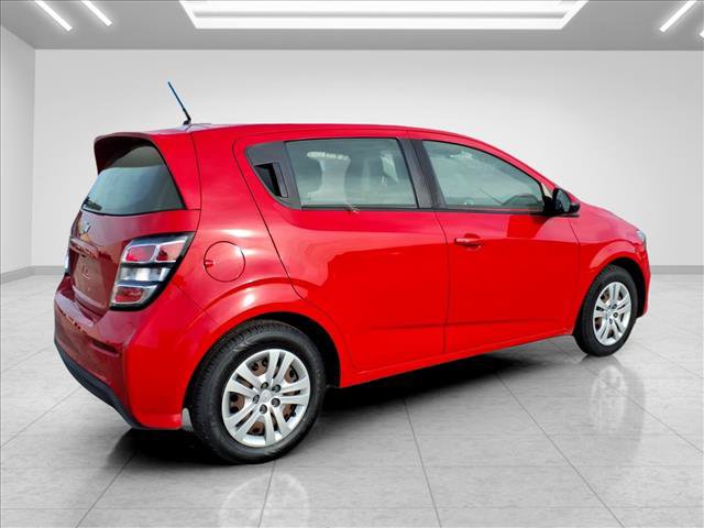 Used 2020 Chevrolet Sonic LT FWD image 11