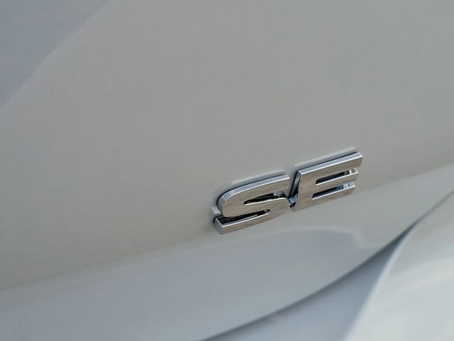 New 2026 Mitsubishi Outlander SE image 10