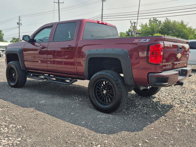 Used 2017 Chevrolet Silverado 1500 LT w/ All Star Edition AWD/4WD image 4