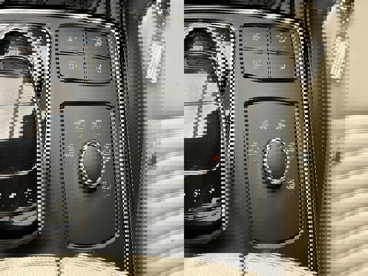 Used 2017 Mercedes-Benz GLE 43 AMG 4MATIC image 17