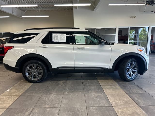 Used 2023 Ford Explorer XLT w/ Equipment Group 202A AWD/4WD image 13