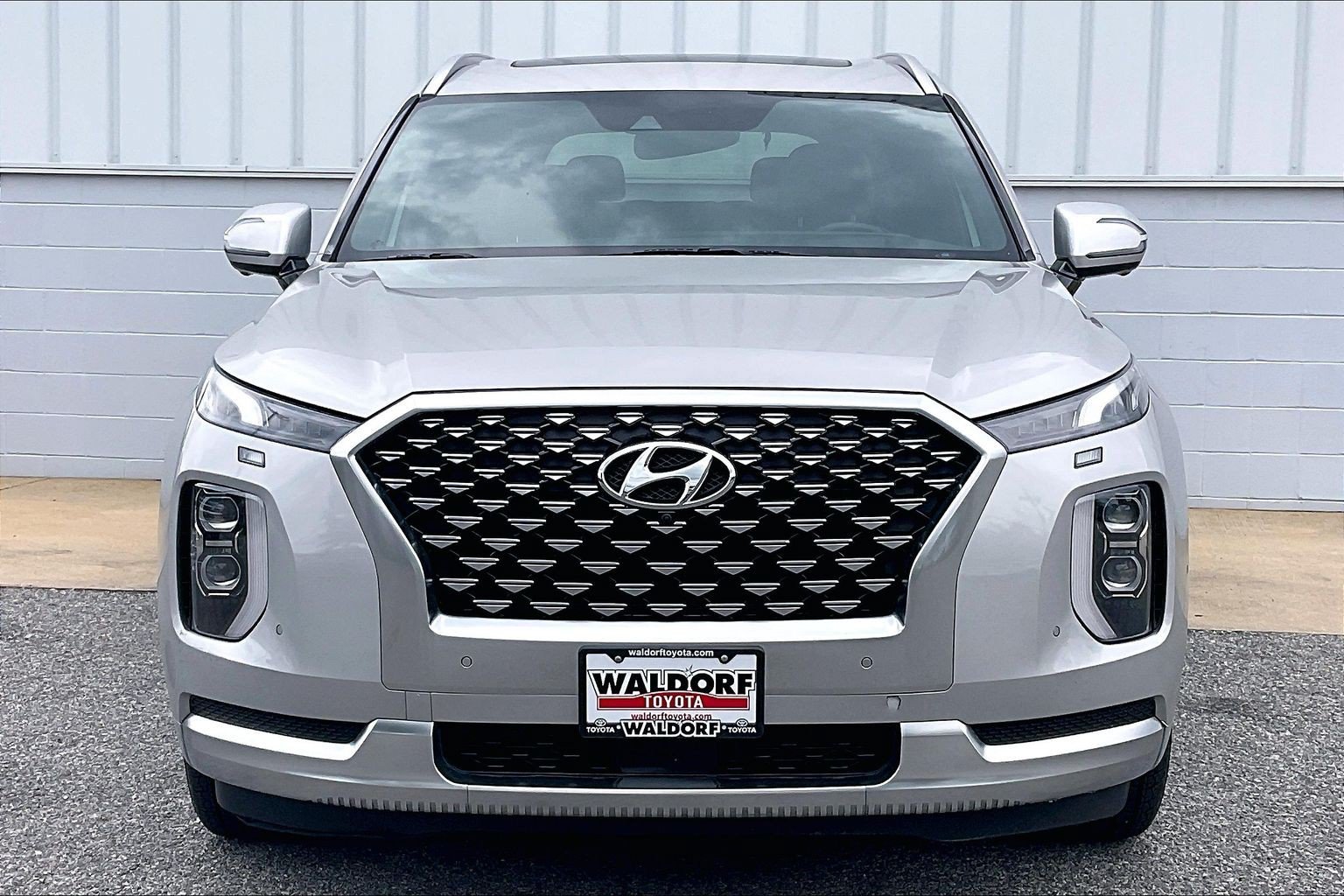 Used 2022 Hyundai Palisade Calligraphy w/ Cargo Package AWD/4WD image 3