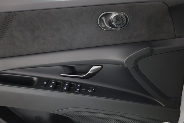 Used 2023 Hyundai Elantra N image 23