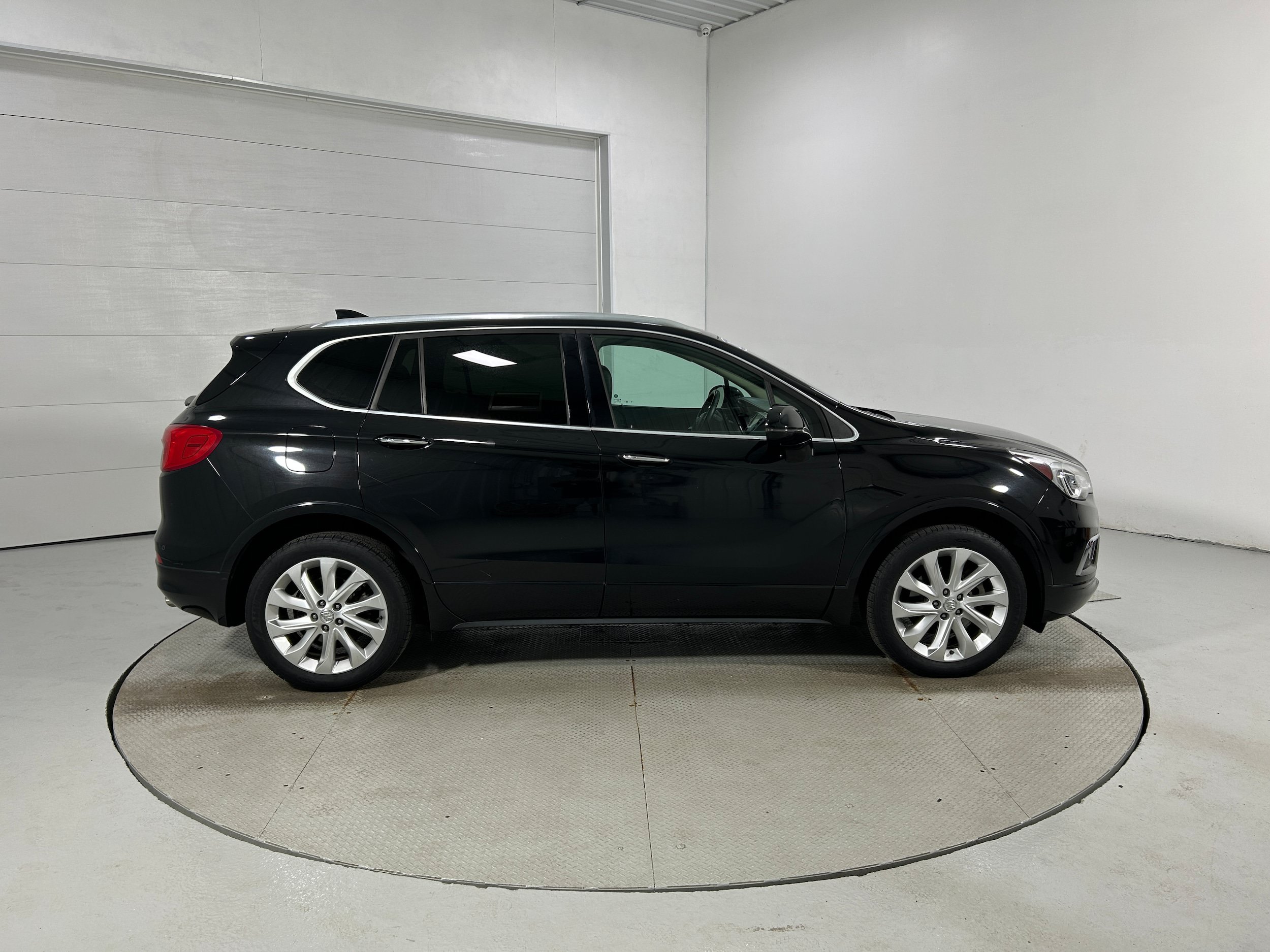 Used 2016 Buick Envision Premium AWD/4WD image 38