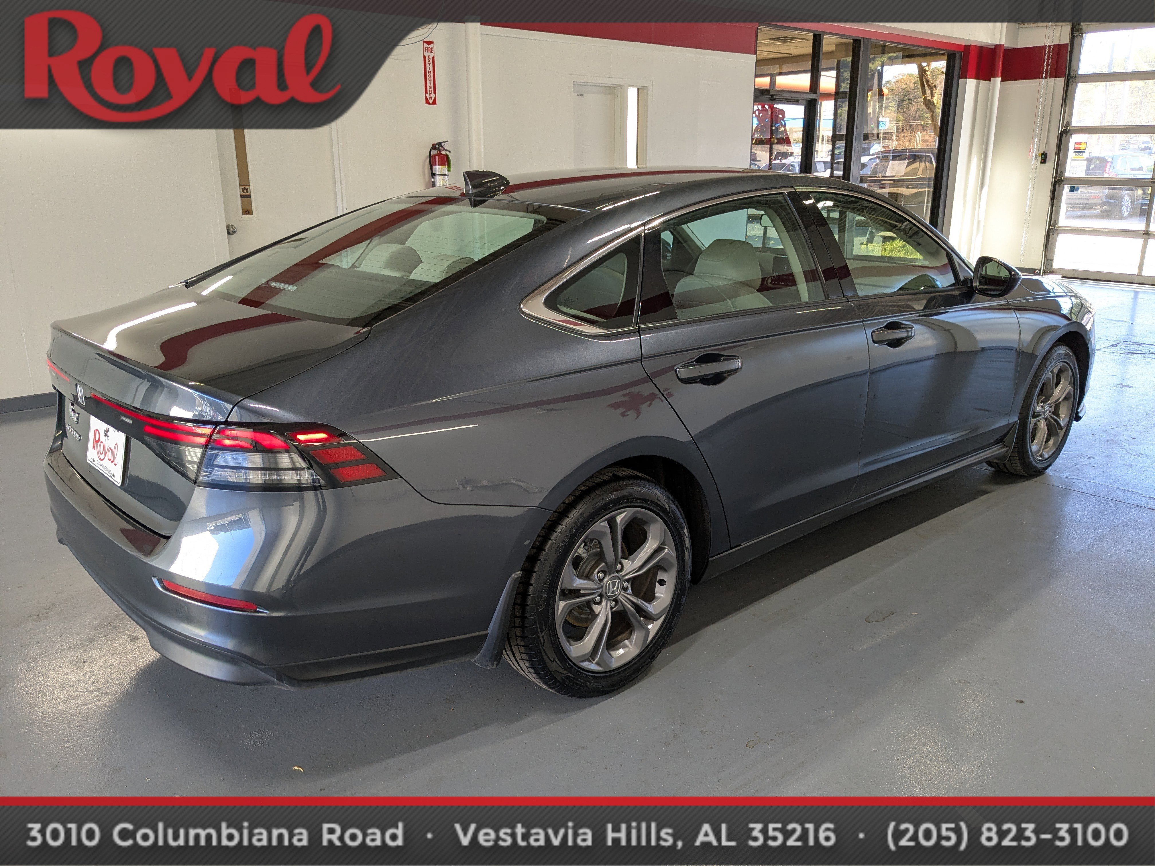 Used 2024 Honda Accord EX image 4