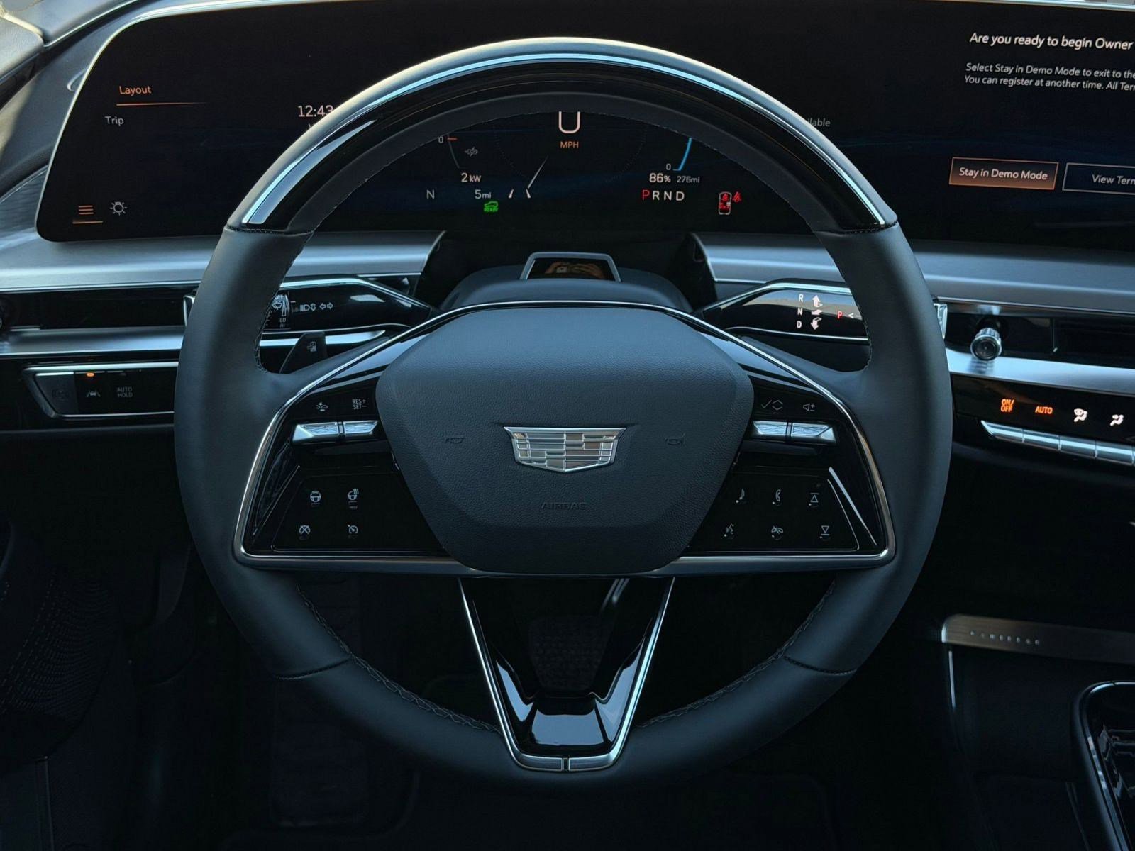 New 2026 Cadillac Lyriq Luxury image 14