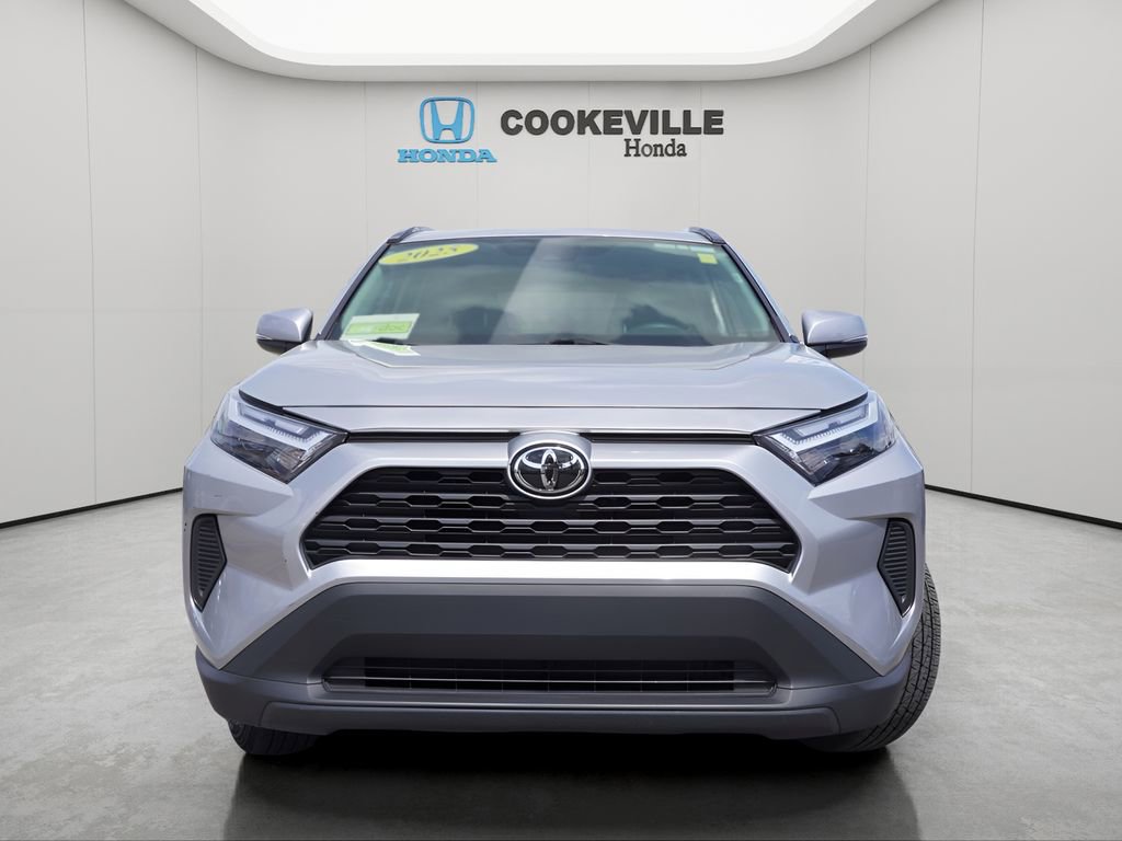 Used 2025 Toyota RAV4 XLE image 4