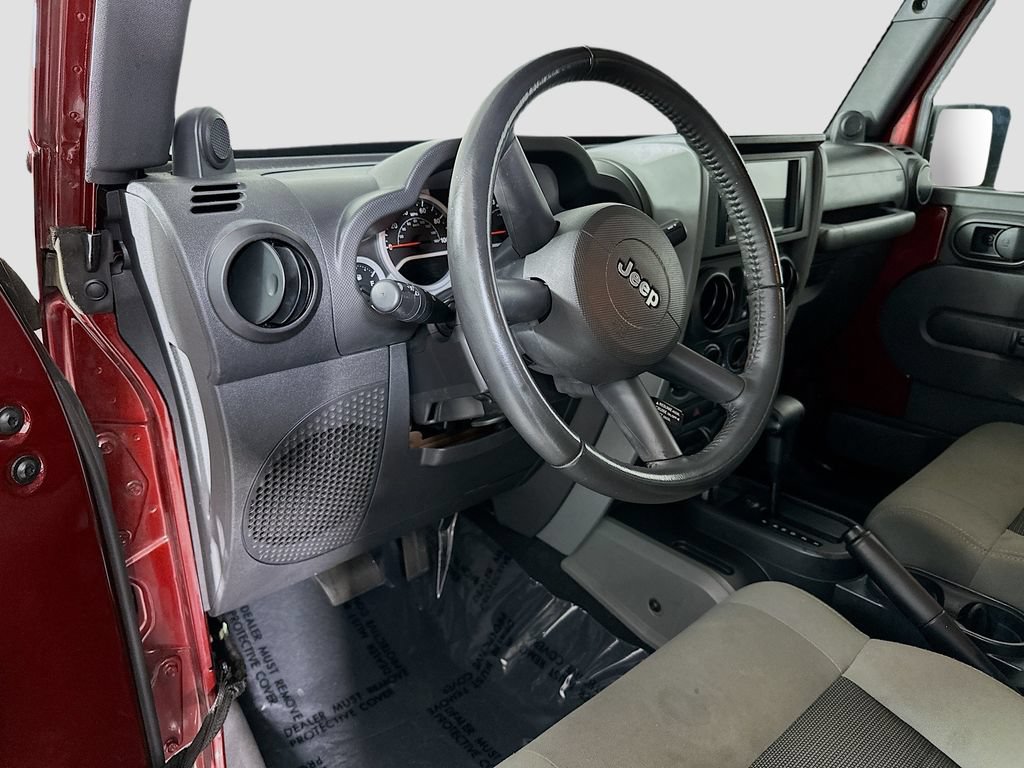 Used 2010 Jeep Wrangler Unlimited Sport RWD image 4