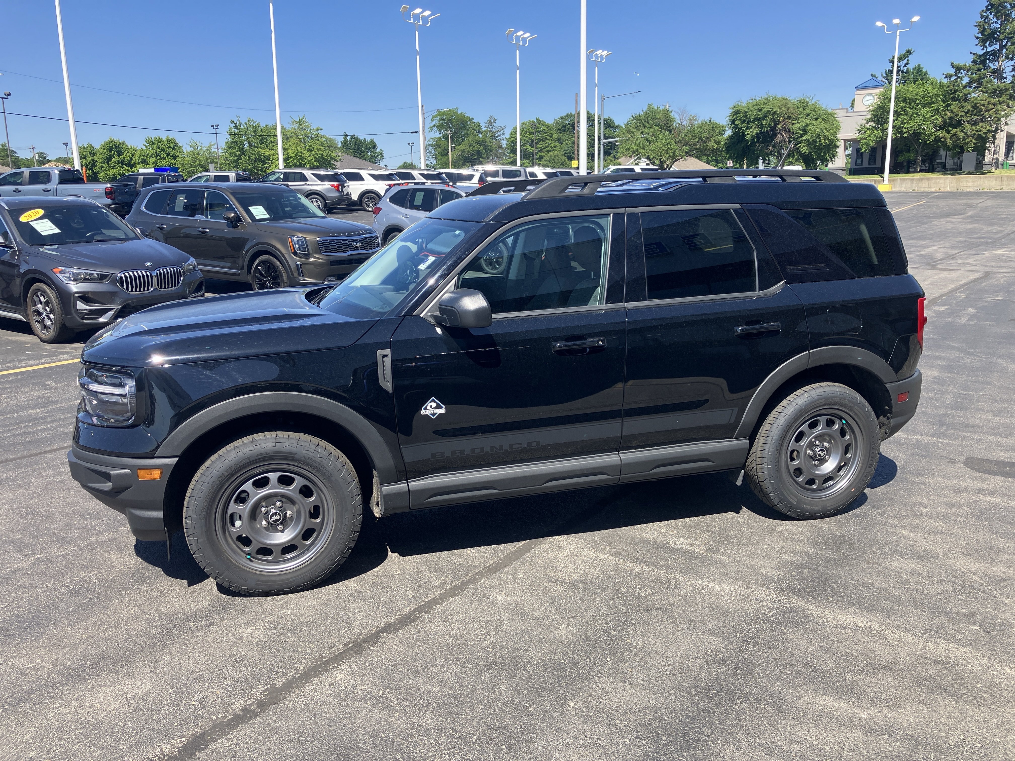 Certified 2024 Ford Bronco Sport Outer Banks AWD/4WD image 4