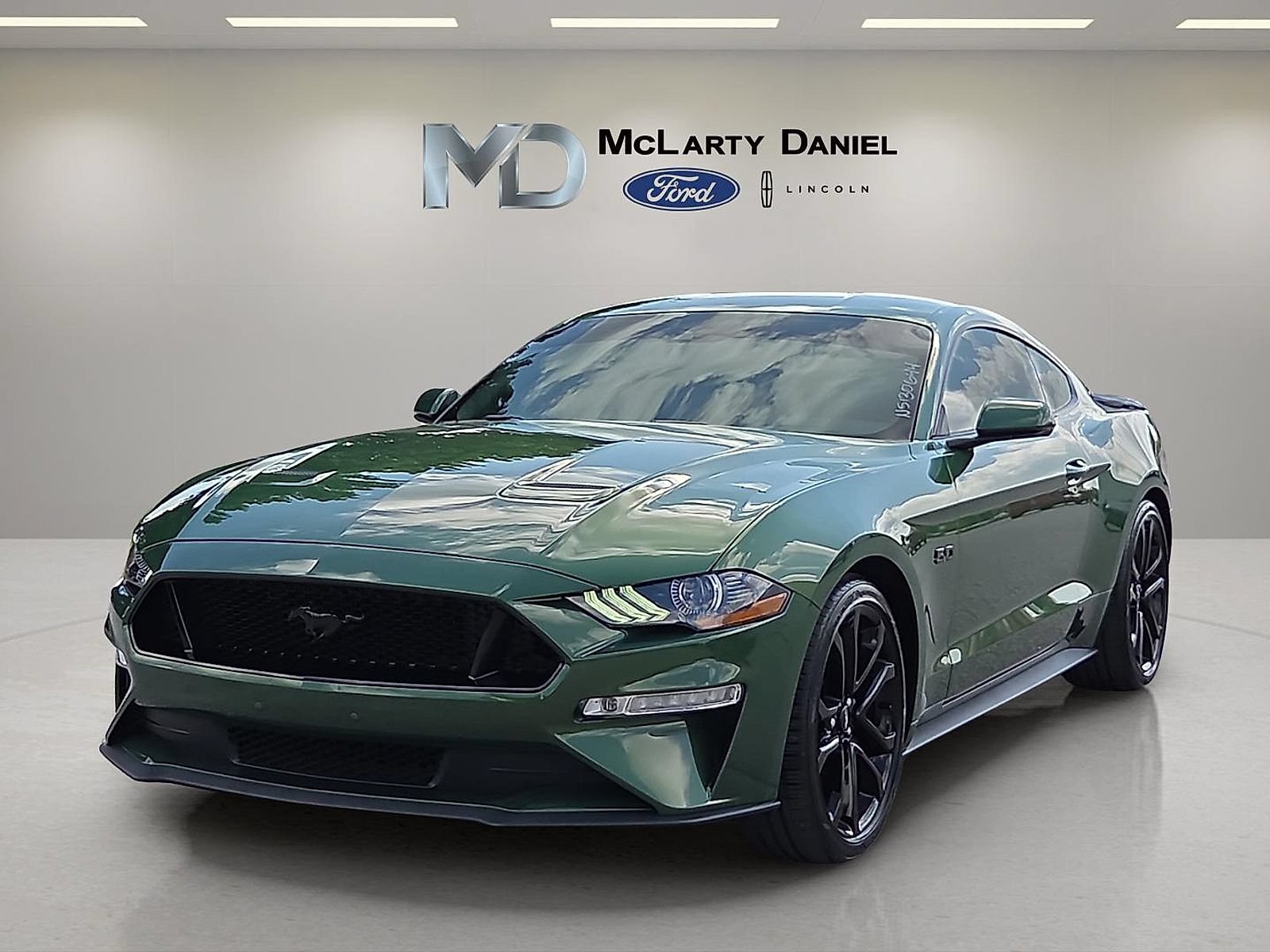 Used 2022 Ford Mustang GT Premium w/ Equipment Group 401A RWD video 2