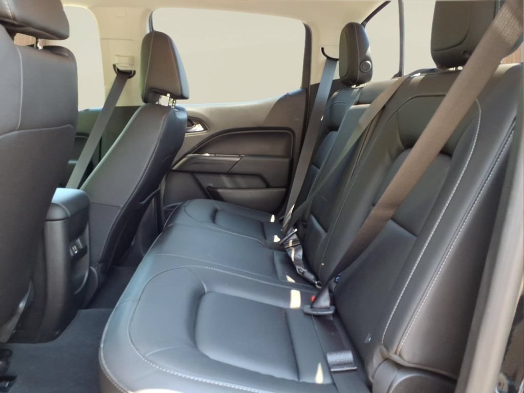 Certified 2022 Chevrolet Colorado ZR2 w/ ZR2 Midnight Special Edition AWD/4WD image 21