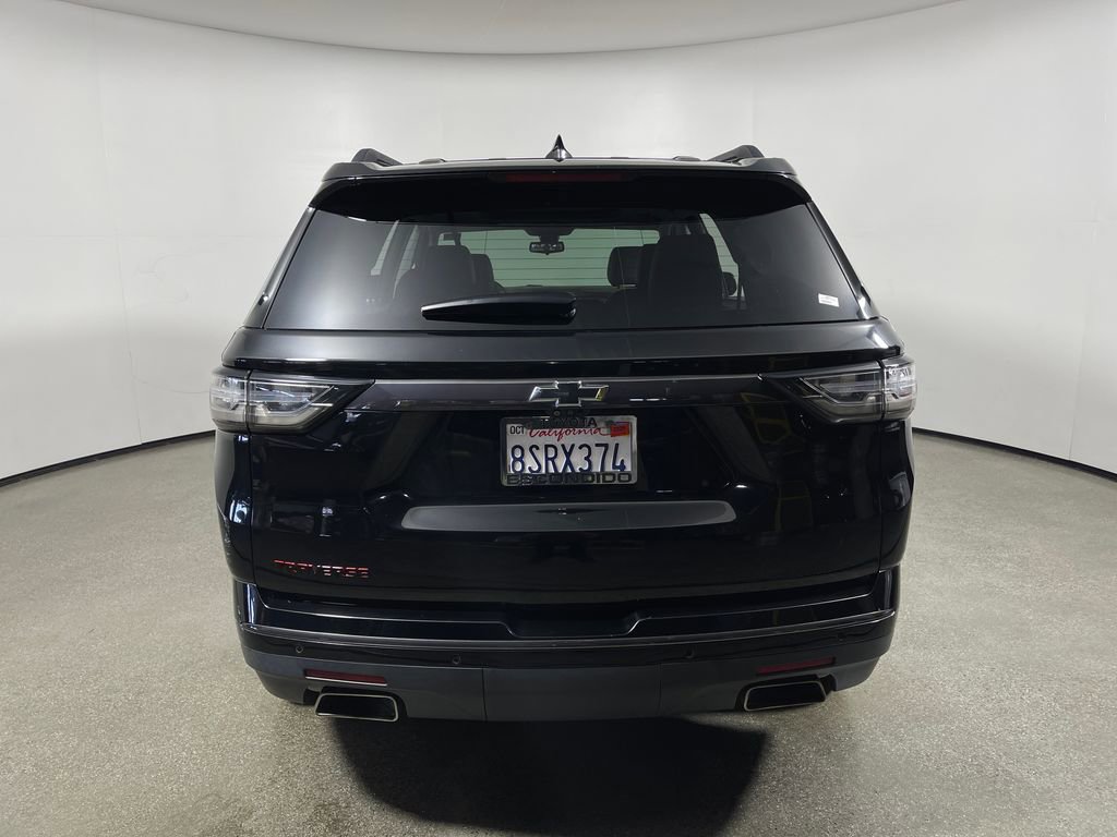 Used 2020 Chevrolet Traverse Premier w/ Redline Edition FWD image 4