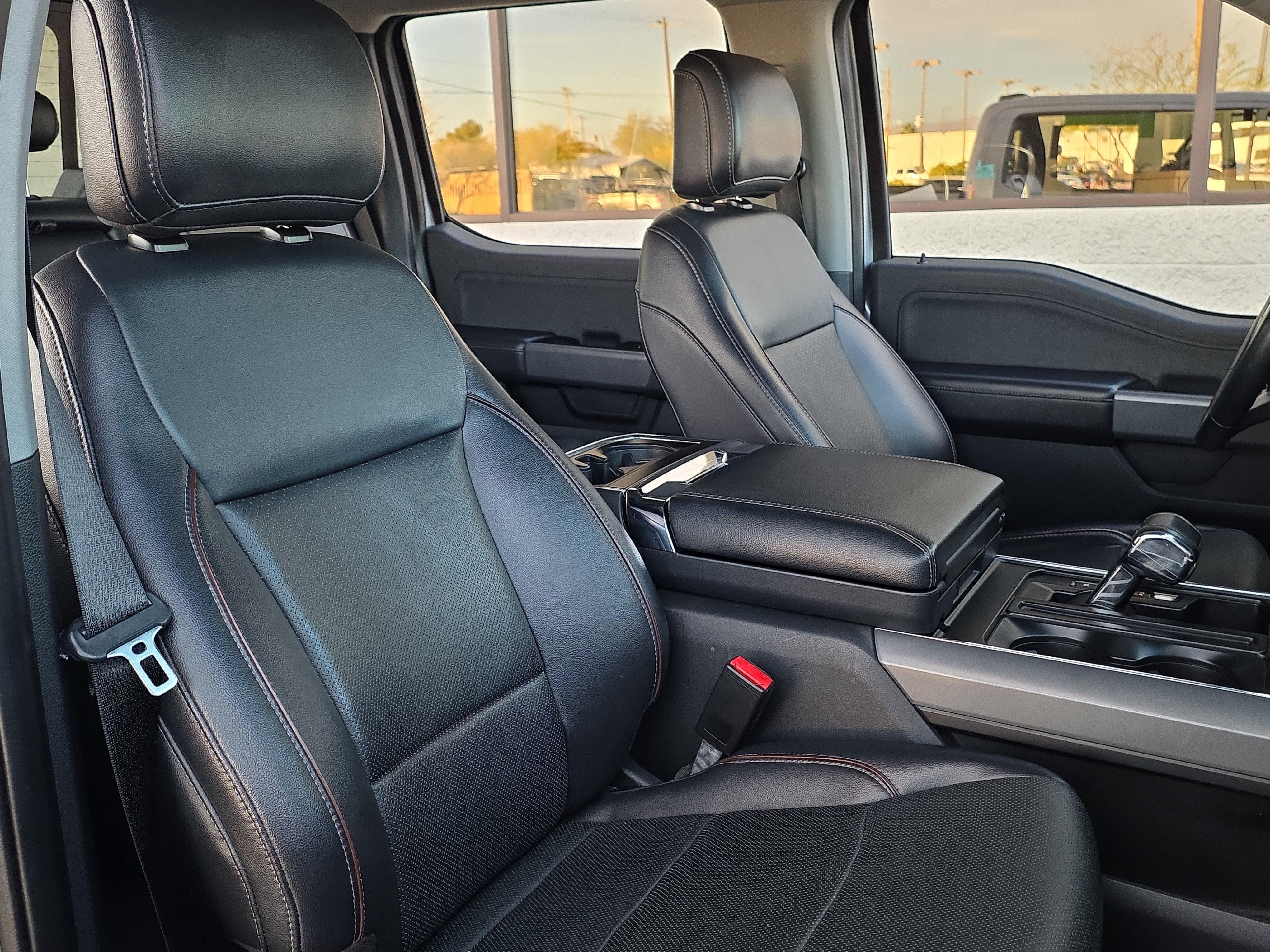 Used 2021 Ford F150 Lariat image 40