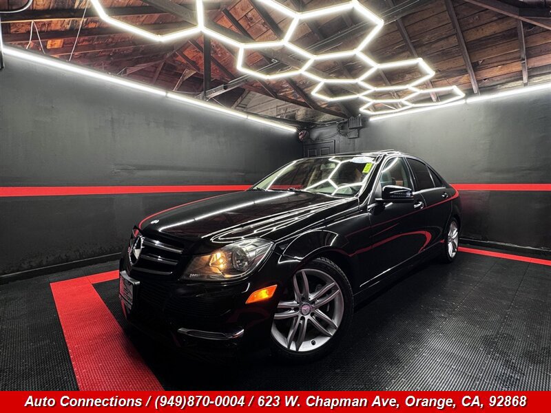 Used 2014 Mercedes-Benz C 250 Sedan image 2