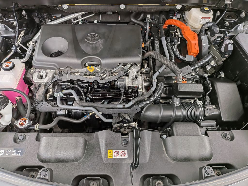 Used 2022 Toyota Venza XLE AWD/4WD image 33