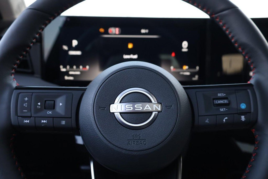 New 2026 Nissan Kicks SR w/ SR Premium Package image 11