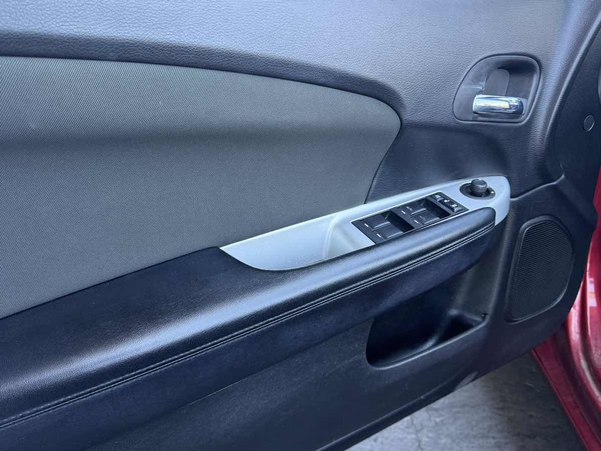 Used 2011 Chrysler 200 Touring w/ Cold Weather Group FWD image 22