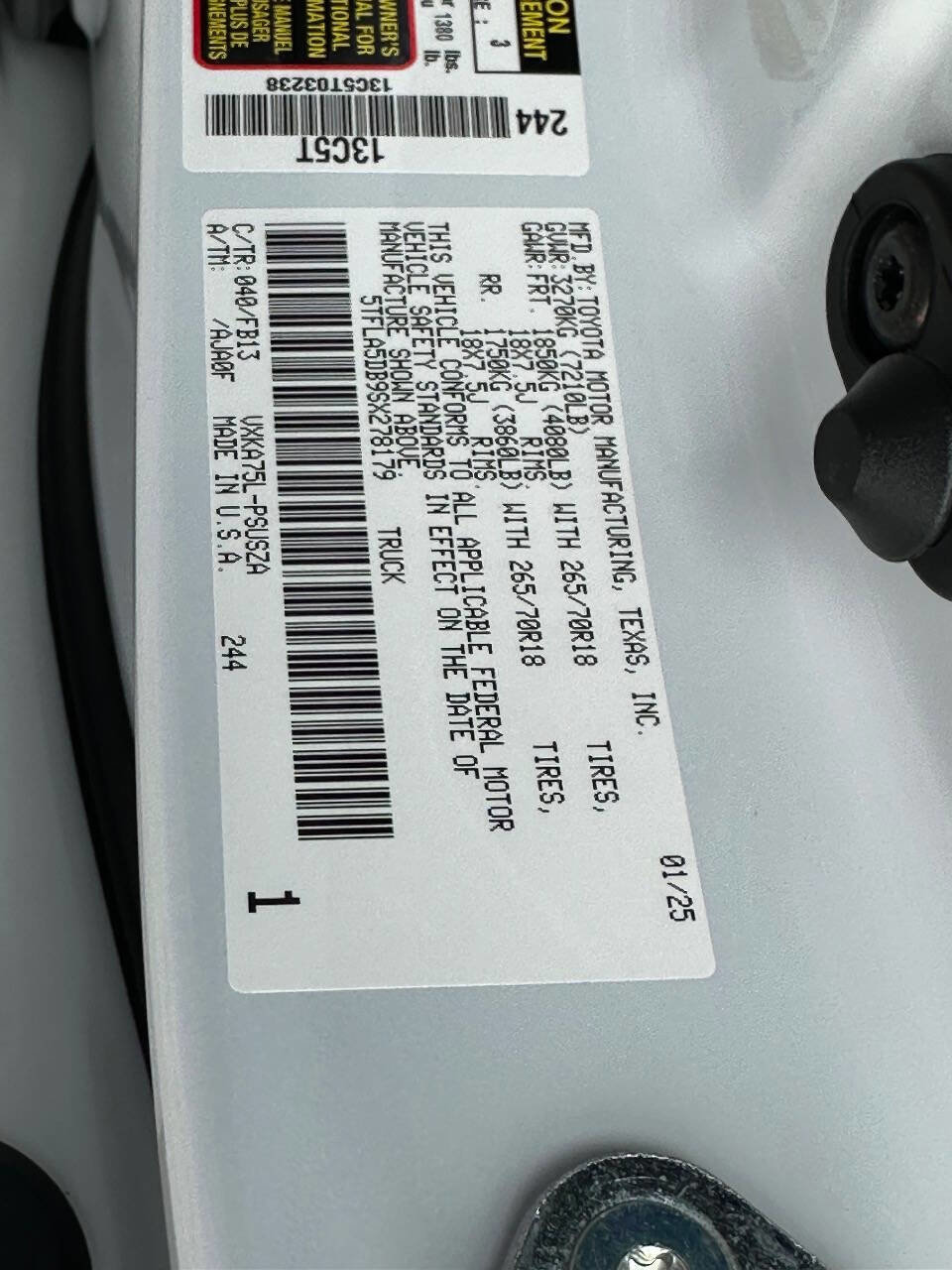 Used 2025 Toyota Tundra SR5 AWD/4WD image 57