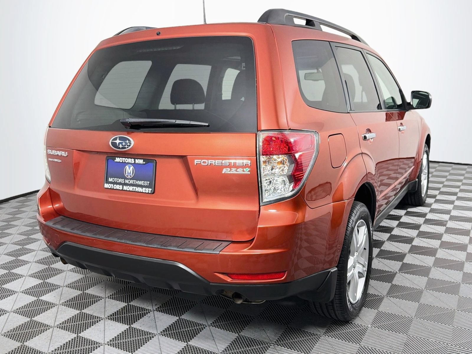 Used 2010 Subaru Forester 2.5X Premium AWD/4WD image 24