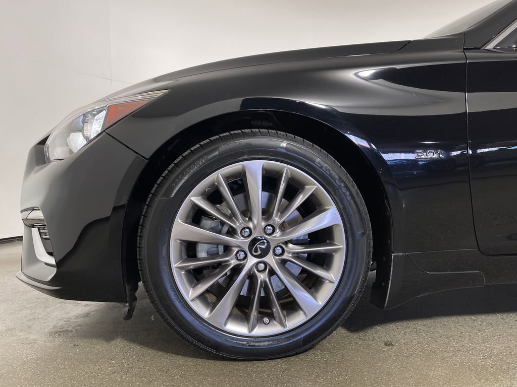 Used 2019 INFINITI Q50 Luxe w/ Essential Package (3.0T Luxe) image 9