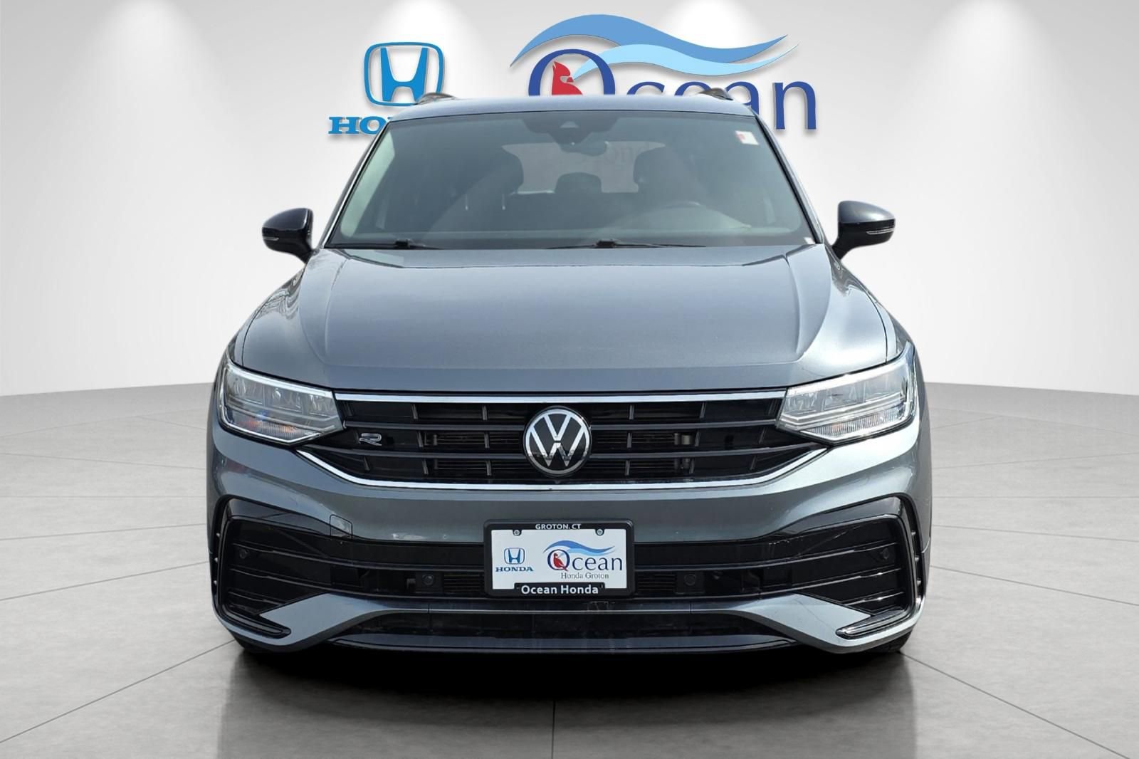 Used 2023 Volkswagen Tiguan SE R-Line image 7