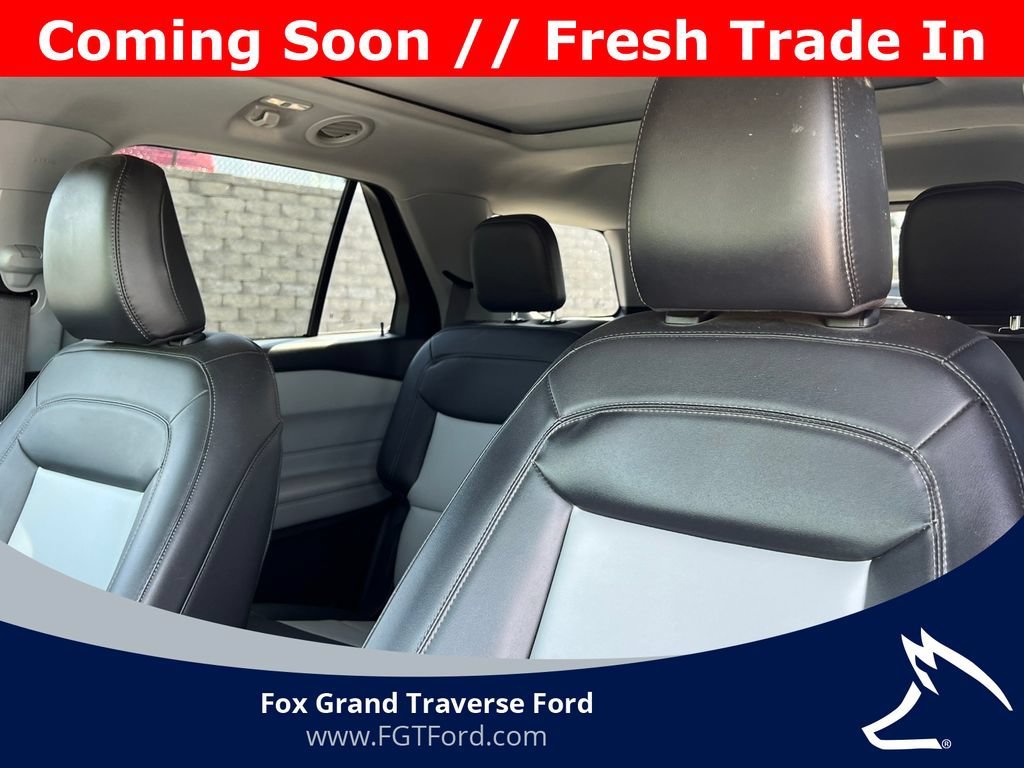 Certified 2023 Ford Explorer XLT w/ Equipment Group 202A AWD/4WD image 16