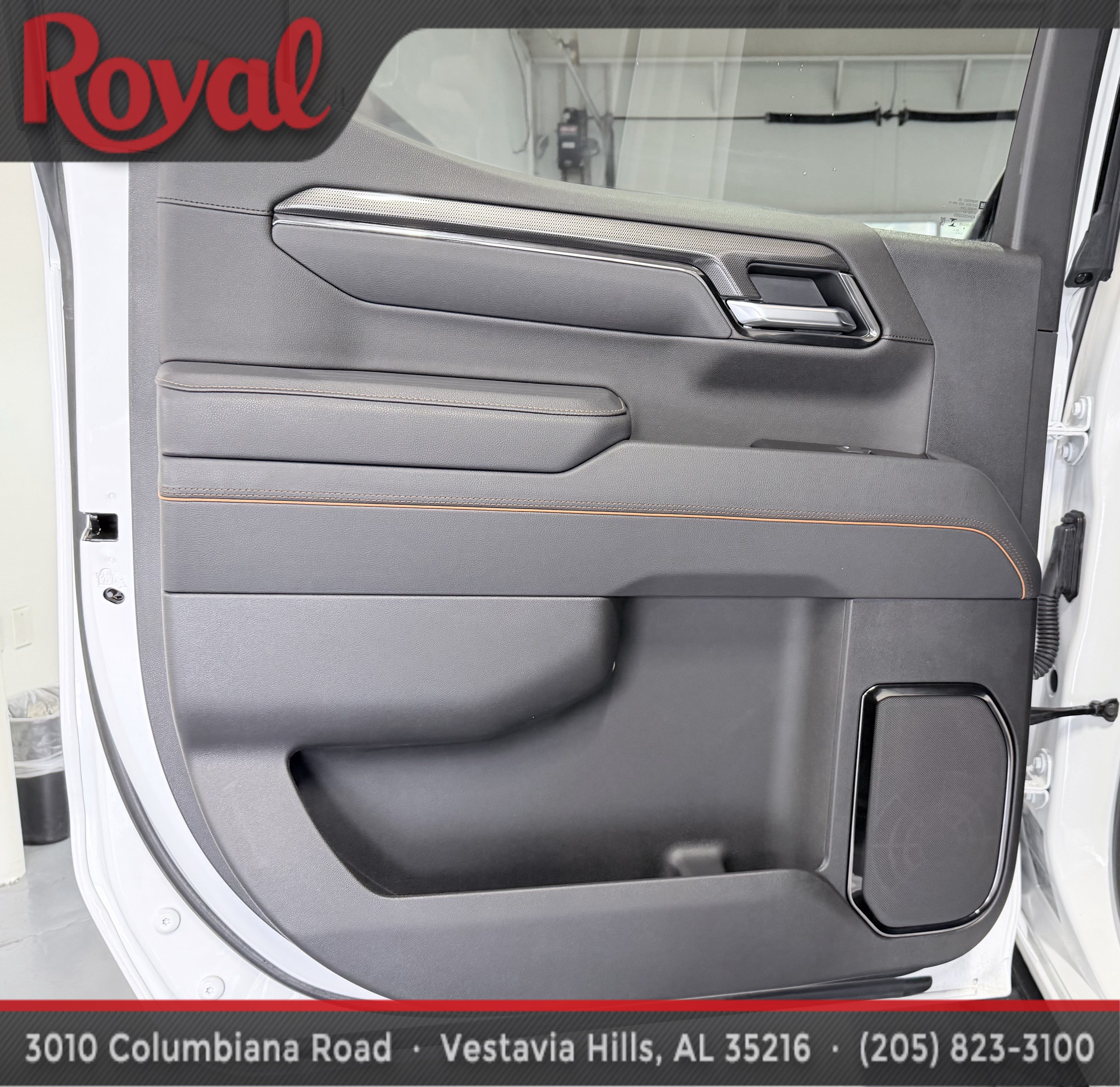 Used 2025 GMC Sierra 1500 AT4 w/ AT4 Premium Package AWD/4WD image 12